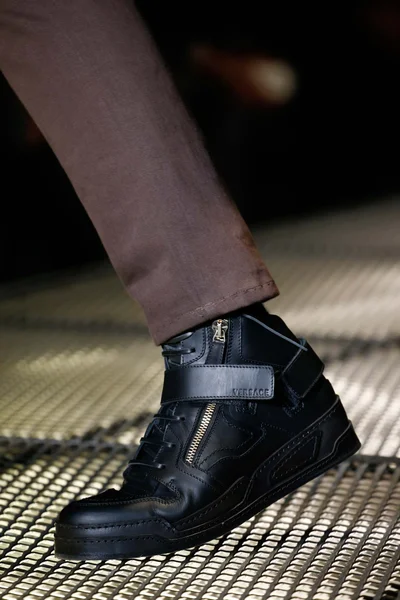 Look 81